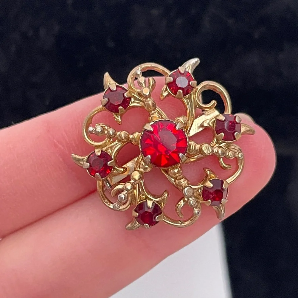 Vintage 40's CORO Red Rhinestone Holiday Christmas Abstract Regency Pin / Brooch